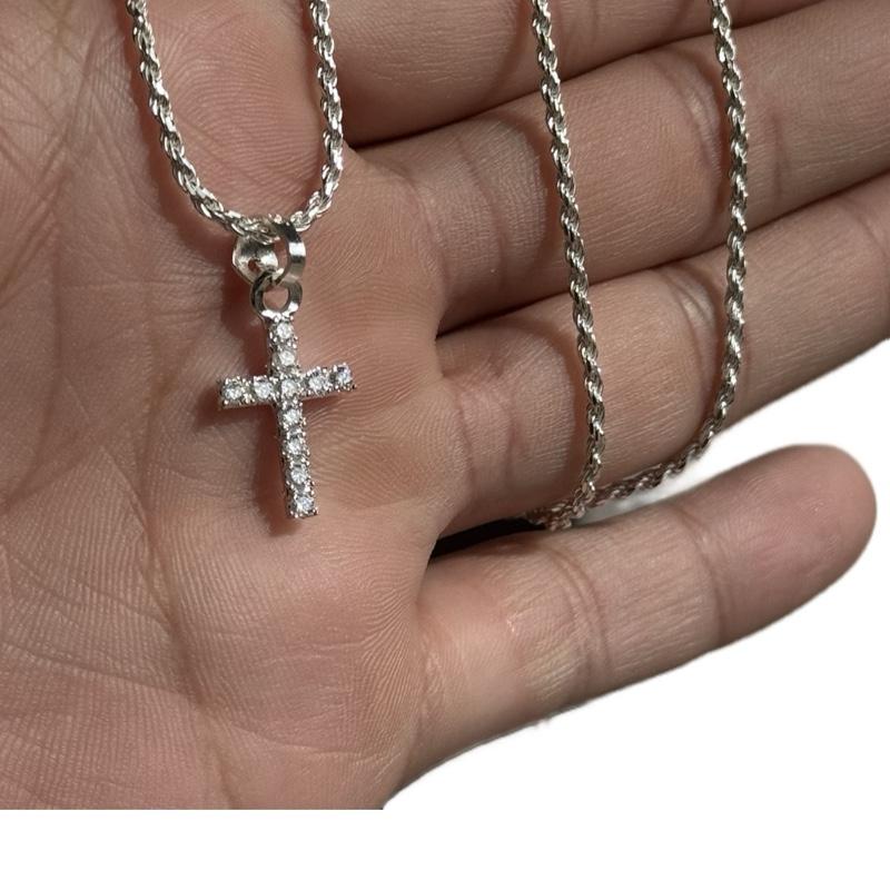 SILVER CROSS PENDANT NECKLACE - STERLING SILVER 925