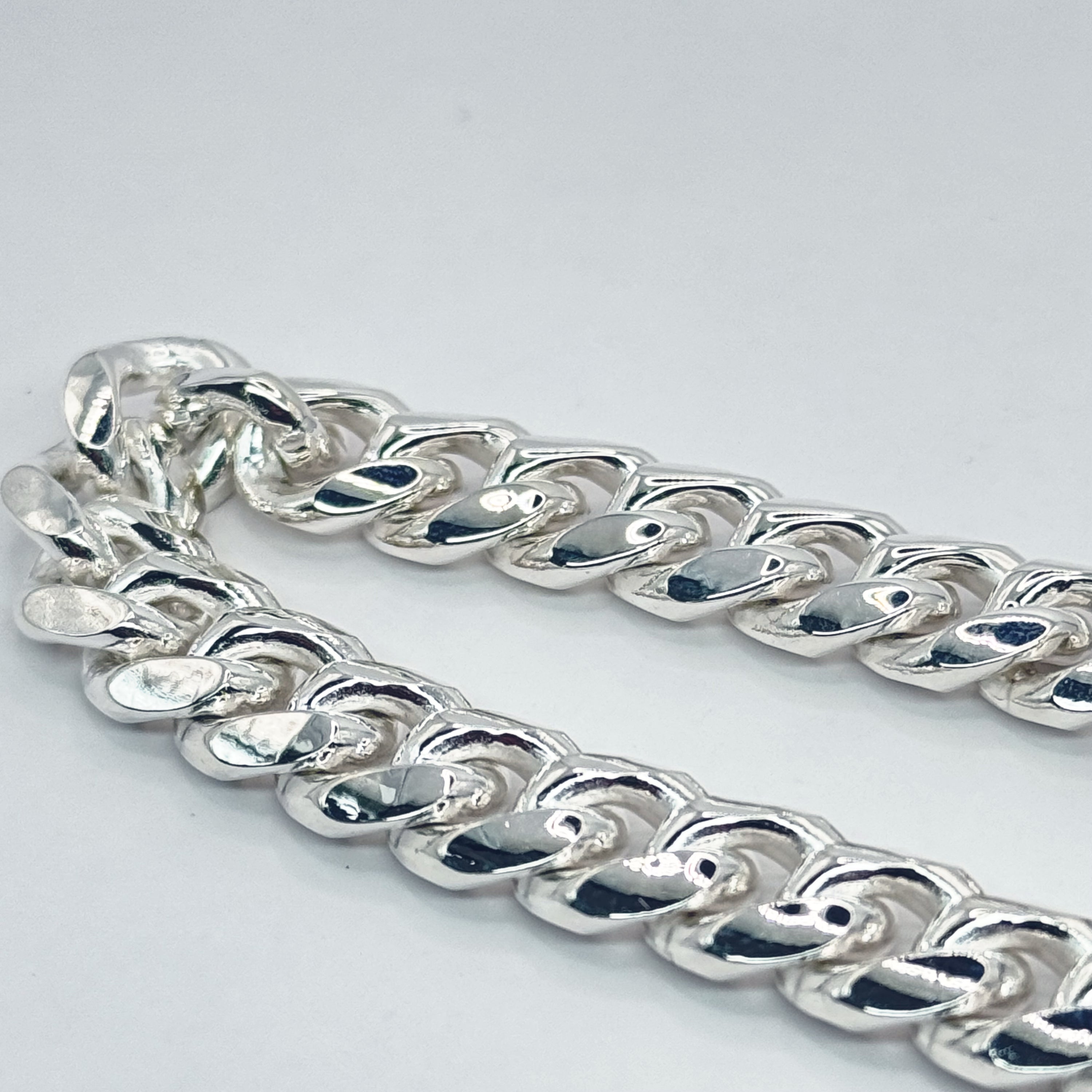 MIAMI CUBAN VERSA BRACELET image 2