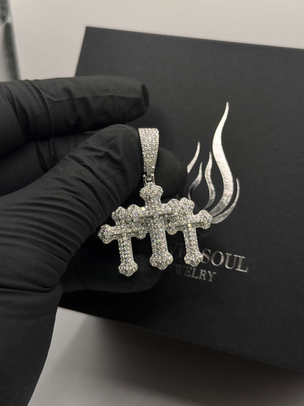 3 CRUCES PENDANT image 2