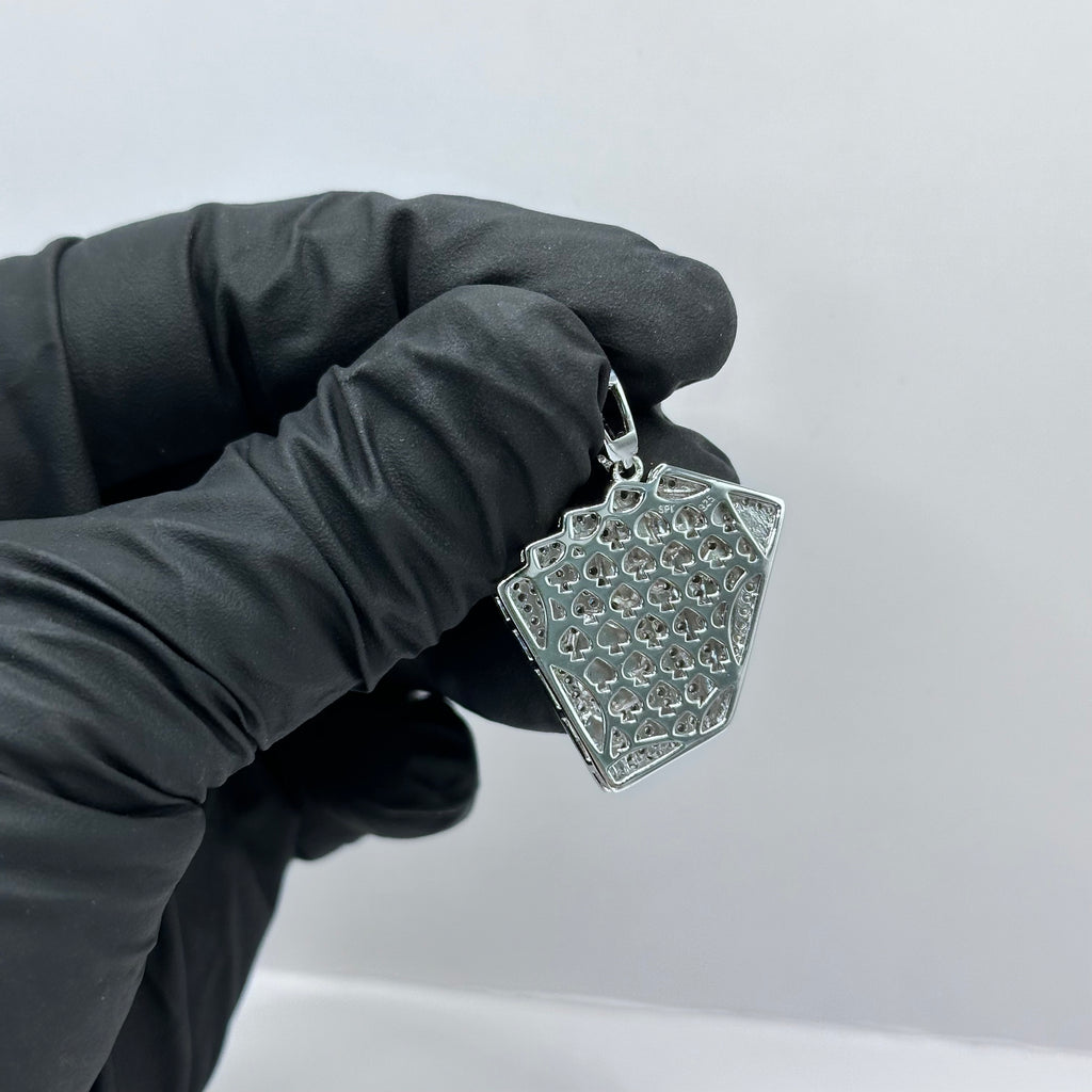 ROYAL FLUSH PENDANT image 1