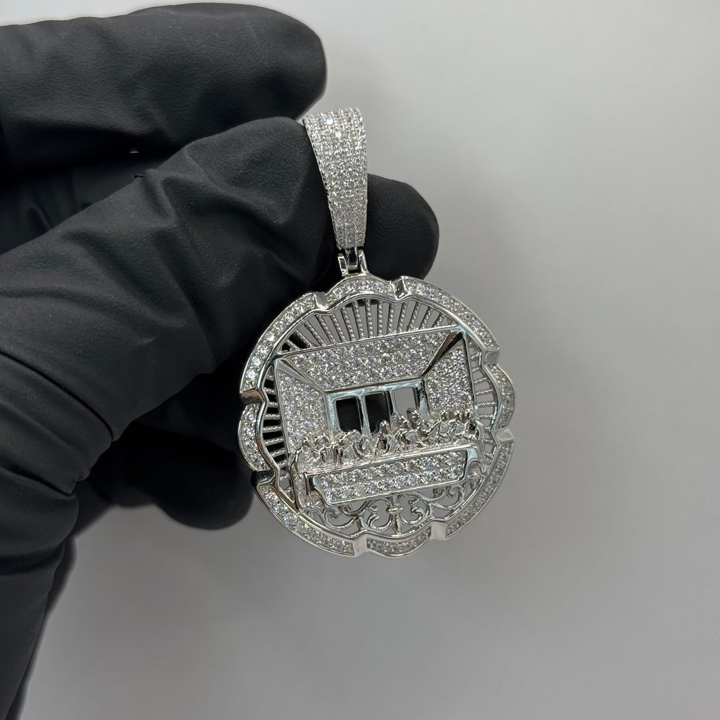 SHINE HOLY SUPPER PENDANT image 1