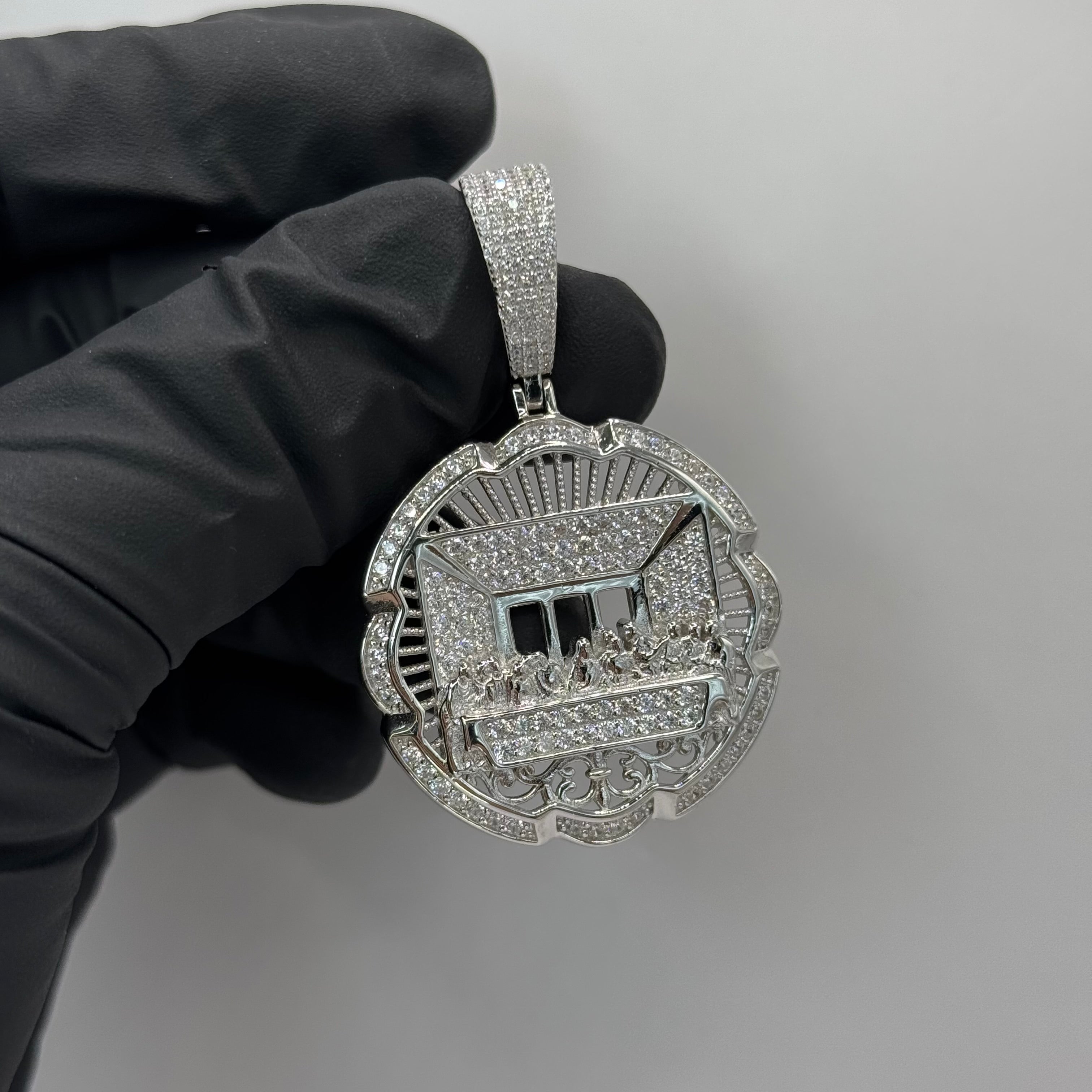 SHINE HOLY SUPPER PENDANT image 1