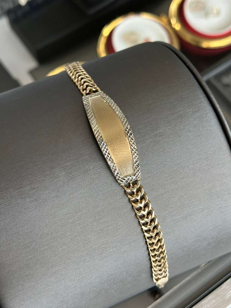 14K GOLD BRACELET PETATILLO CON LETRAS EN ORO