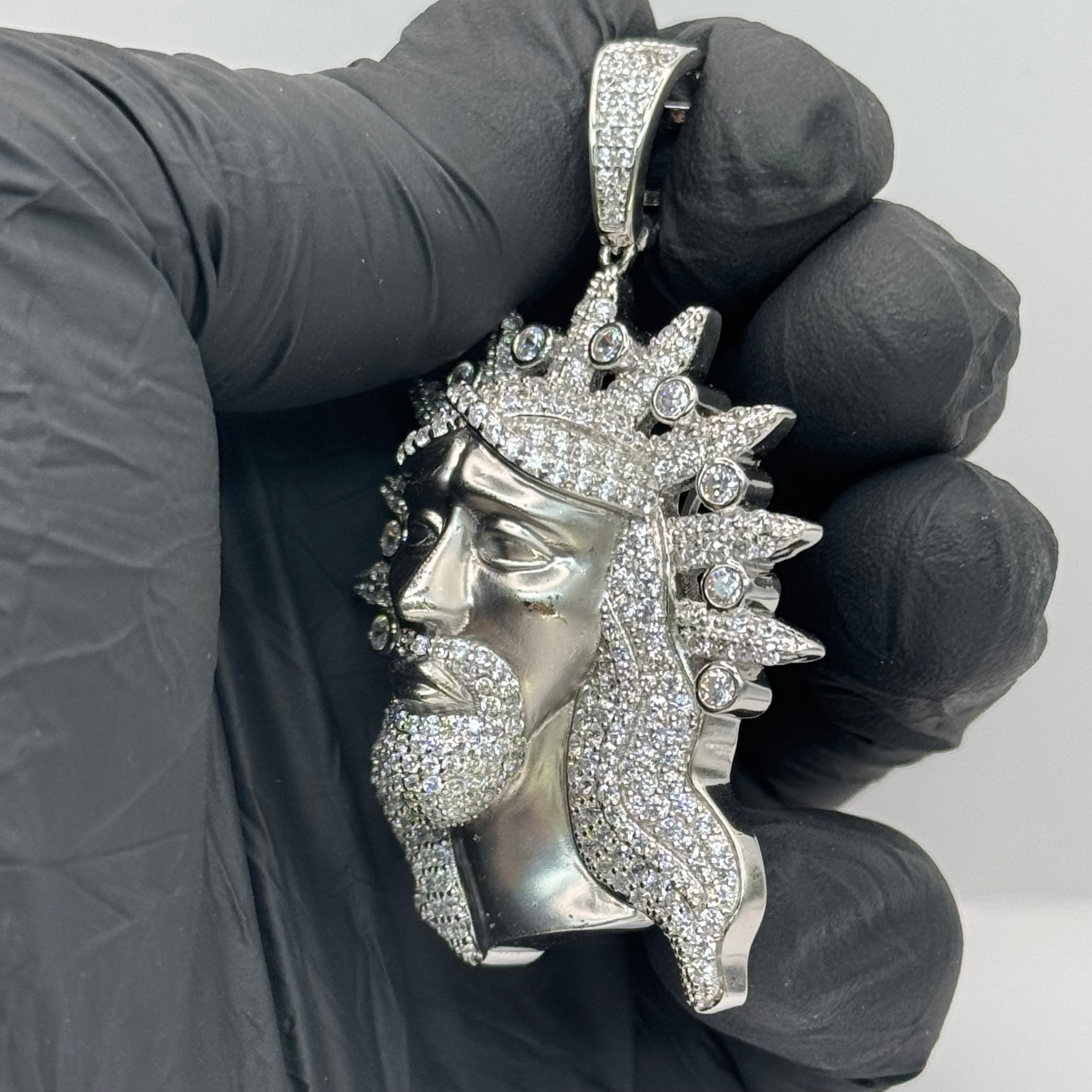 JESUS PENDANT image 2