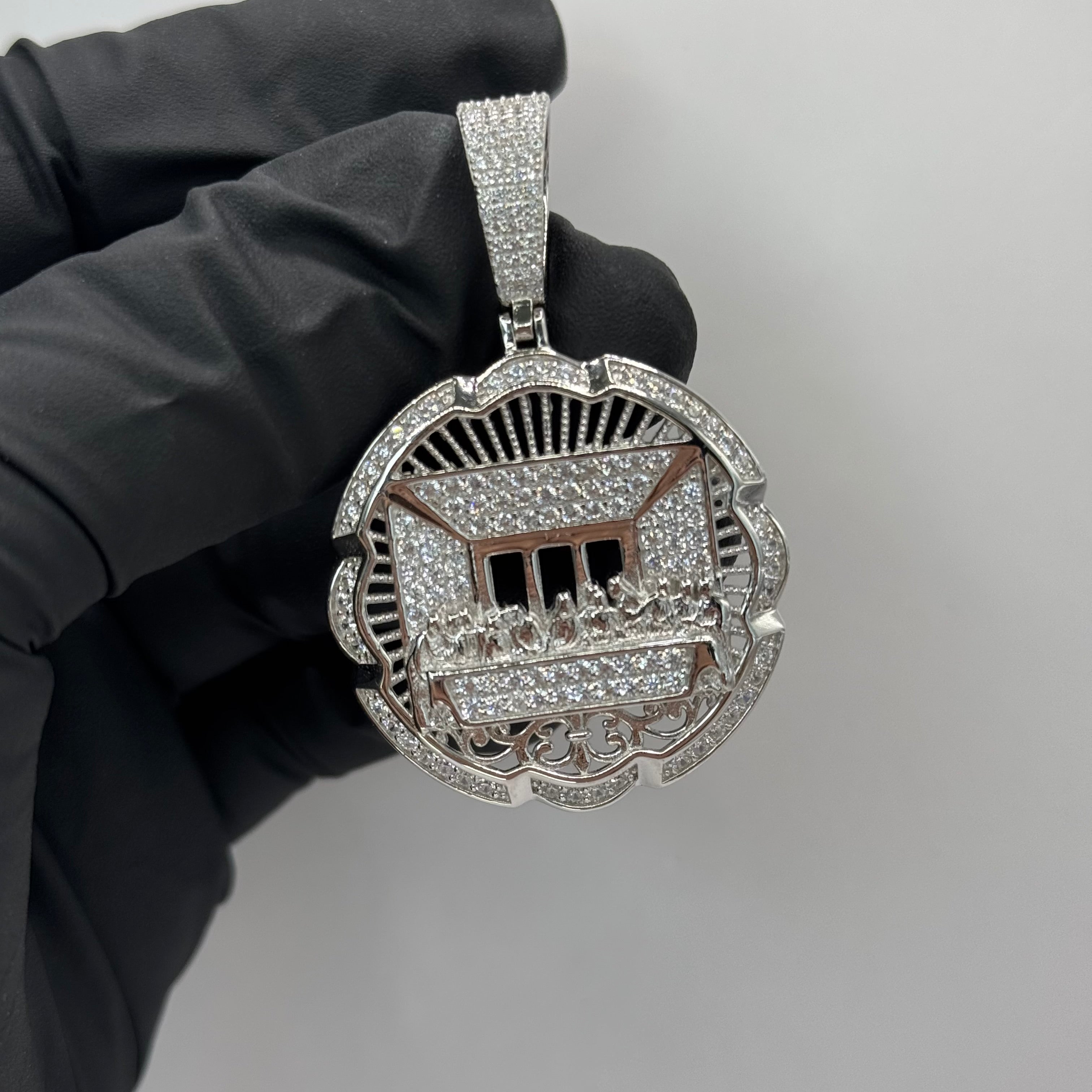 SHINE HOLY SUPPER PENDANT image 0