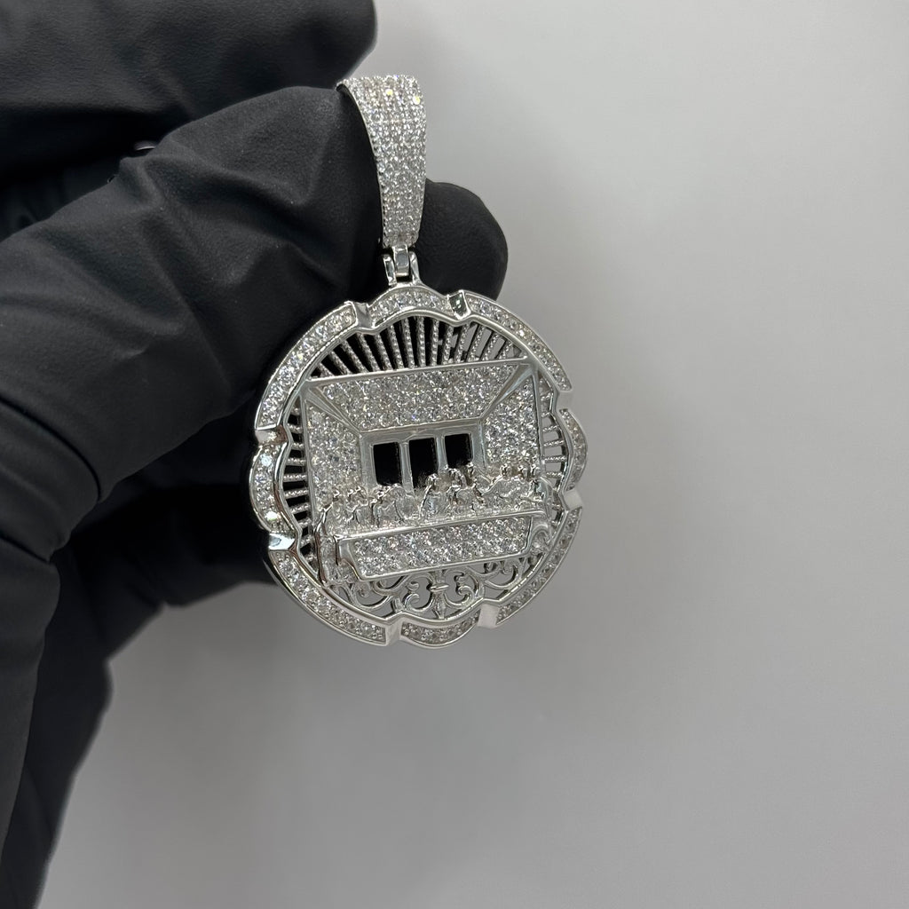 SHINE HOLY SUPPER PENDANT image 2