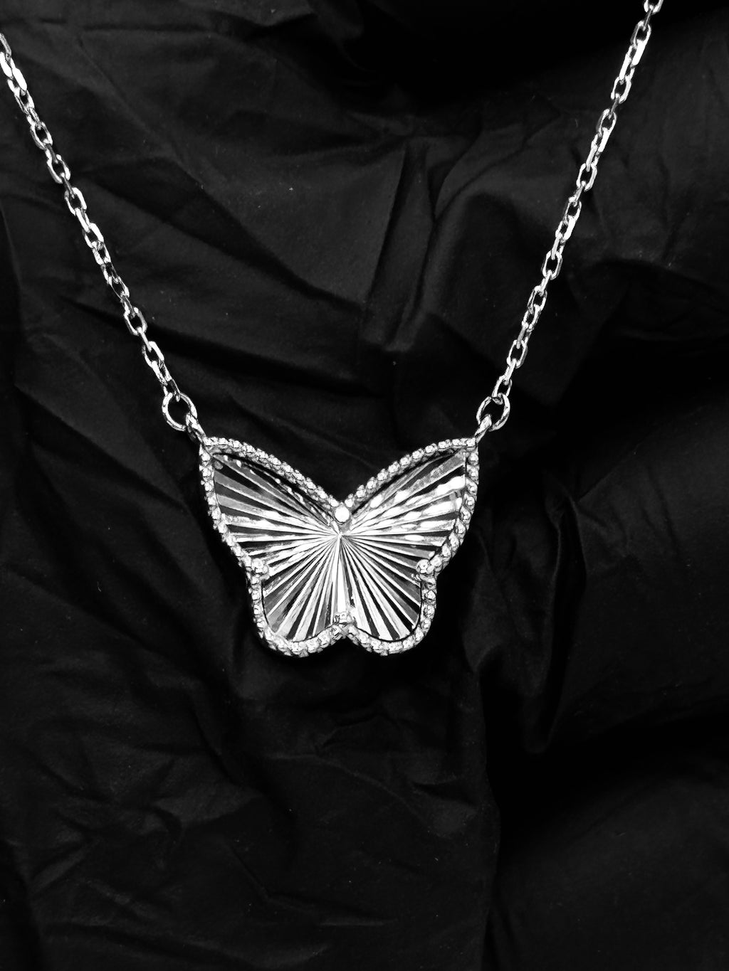 BUTTERFLY NECKLACE image 2